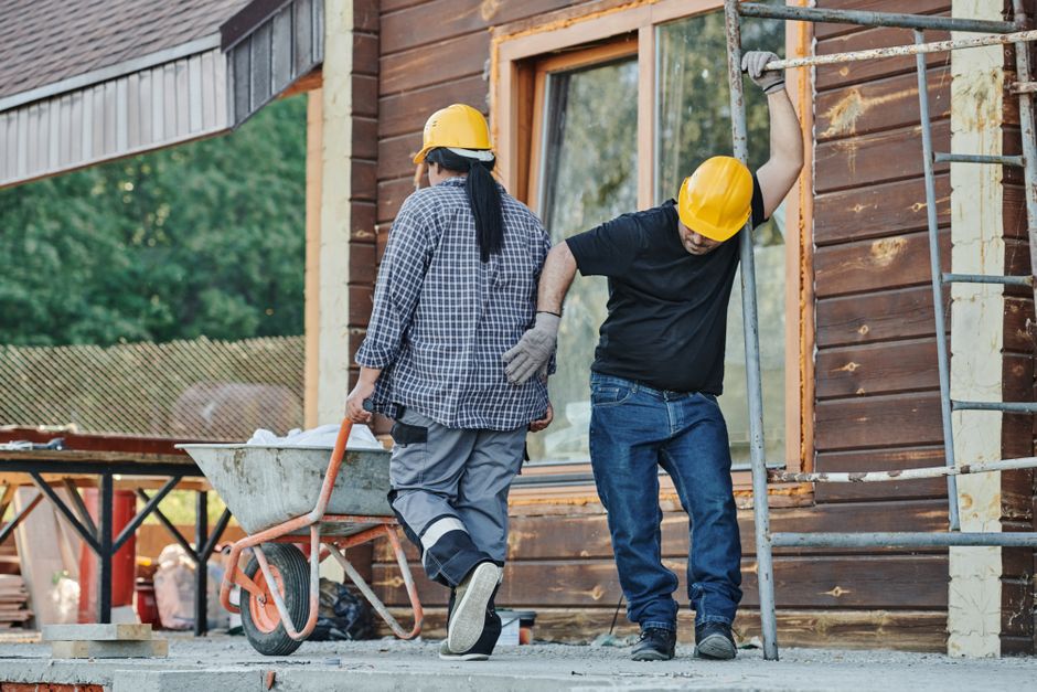 construction site workers physical fitness monitoring