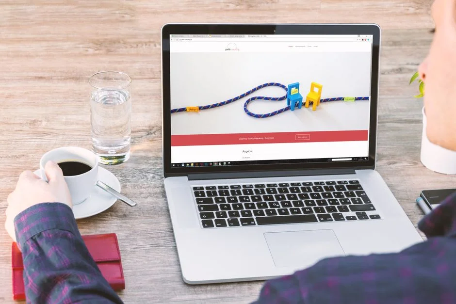 Strona internetowa trenera personalnego – konkretna struktura, która zamienia odwiedzających w klientów