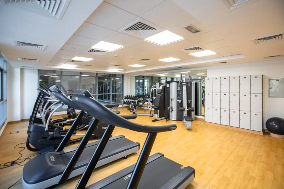 Jak trener personalny może wykorzystać model „fitness inventory management" dla sieci hotelowych - dlaczego zarządzanie rotacją sprzętu treningowego może przynieść 41 000 zł miesięcznego dochodu
